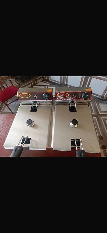 Kafe/Restoran üçün aşağıda qeyd olunan əşyalar satılır.Çox az istifadə — 10