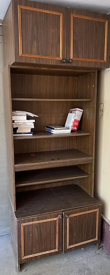 șkaf: Kitab skafı satılır. Qiymət-25 man — 4