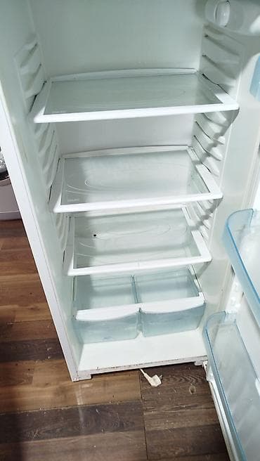 iwlenmiw mini soyuducular: İşlənmiş 2 qapılı Nord Soyuducu Satılır, rəng - Ağ, Təkərli — 6