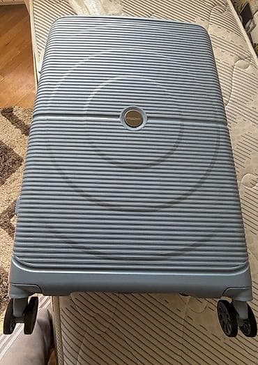 çamta: Böyük ölçülü sərt korpuslu çamadan – açıq boz rəngdə. 160 azn alinib — 5