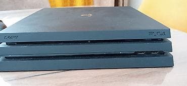 major 4: Ps4pro 1tb yaddas .problem qətiyyən yoxdu 2eded pult biri orginal 2.a — 4