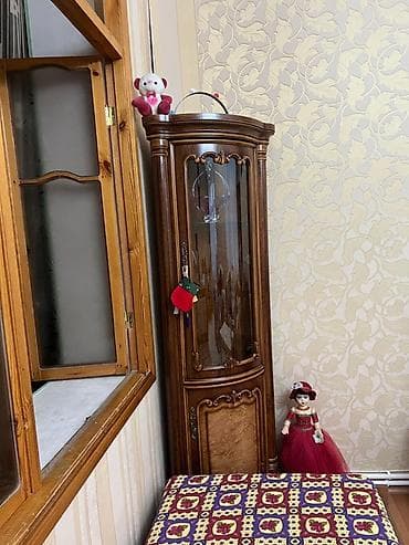 taxt 2ci əl: Künc vitrin şkaf
Çox təzədir 2 denedir 2si bir yerde 40azn — 1
