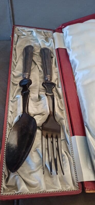 qiz polis sekilleri: Məhsul: Retro dekor və mətbəx əşyaları dəsti - Büst fiquru: Tünd — 29