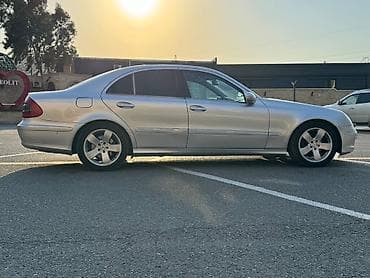 disk 18: Mercedes-Benz E-Class: 3.2 l | 2005 il Sedan — 8