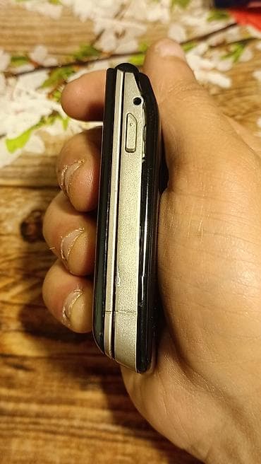nokia yarpaq: Nokia 6600, < 2 GB Memory Capacity, rəng - Qara, Zəmanət, Düyməli — 7