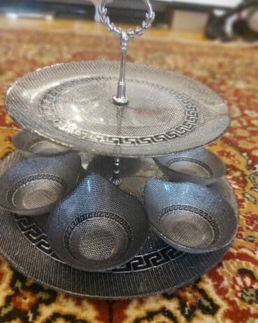 Tort və şiriniyyat qabı