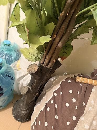 Картины и портреты: 050 832 37 83 Məhsul: Dekorativ süni ağaclar (2 ədəd) Təsvir: - — 2