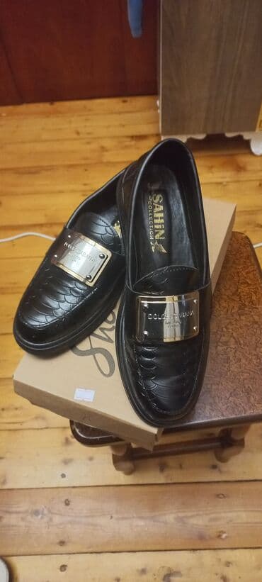 Women's Sneakers and athletic shoes: Məhsul: Kişi loaferi - Rəng: qara - Üst hissə: pullu naxışlı parlaq — 4