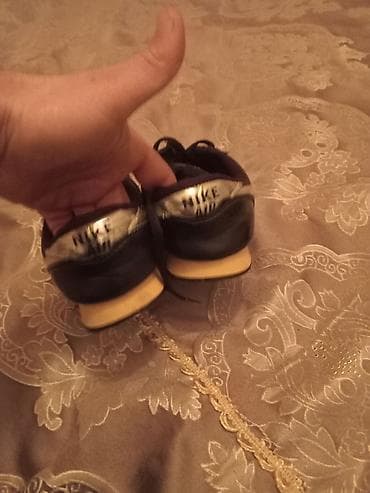 Мужская одежда: Размер: 38, цвет - Черный, Б/у — 6