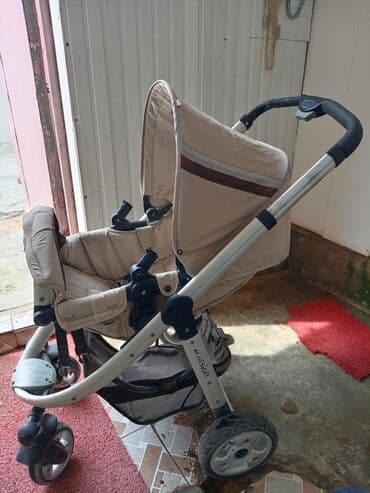 Uşaq geyimi və ayaqqabıları: Klassik gəzinti arabası, Carello, İşlənmiş, Ünvandan götürmə — 1