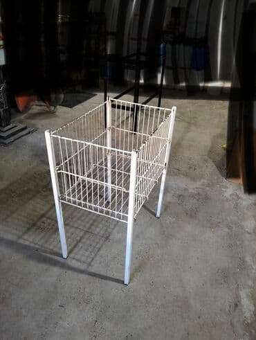 həsir səbət: Mağaza üçün metal səbət stendi - Material: möhkəm metal karkas, ağ — 2