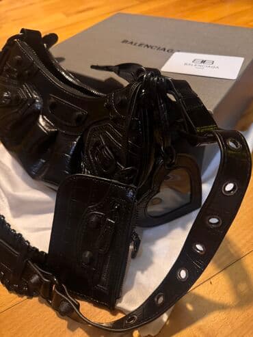 seleme pul verilir 2021: Çiyin çantası, Balenciaga, Yeni — 3