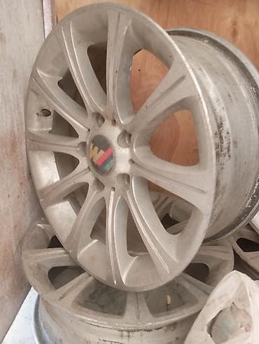 passat disk: Mühərrik diskləri – 4 ədəd bmw yüngül lehimli disk dəsti . - — 1