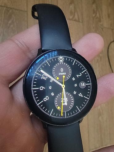 Samsung active 2 Ağıllı saat – dairəvi displeyli, qara silikon qayışlı