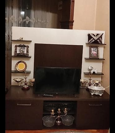 taxta ref: İşlənmiş, Düz TV altlığı, Polkalı, Taxtalı, Azərbaycan — 3