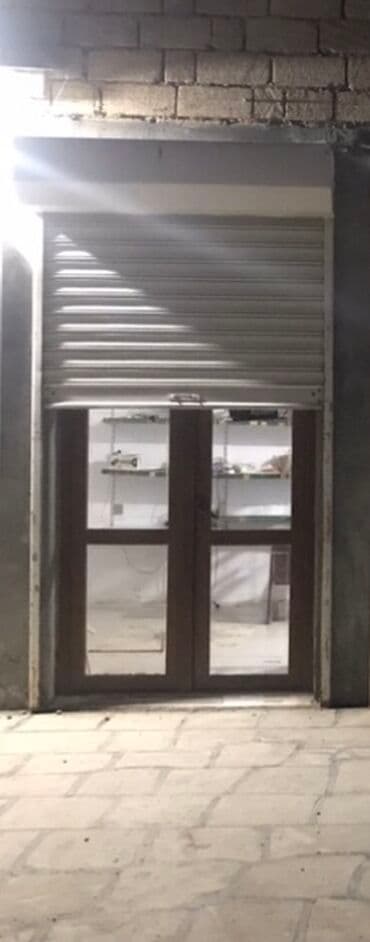 Giriş qapıları: Jaliuz 3 metir hündürlüyü 1.60eni — 1