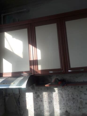 шкафчики на кухню: İşlənmiş, Açılan, Düz dolab — 5