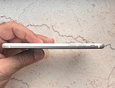 iphone see: IPhone SE 2020, 128 GB, Ağ, Barmaq izi — 8