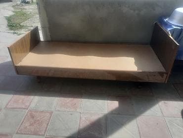 Təknəfərlik çarpayı, Matrassız, Siyirməsiz