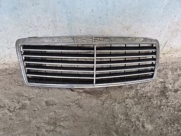 avto aksesuarlar toptan satis: Mercedes-Benz ön radiator barmaqlığı (klassik üslub). - Material — 2