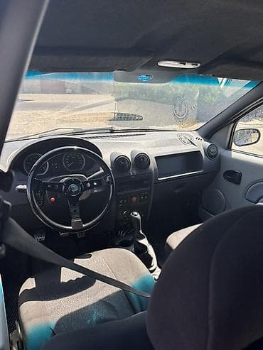 kia optima diskləri: Renault Logan: 1.6 l | 2013 il 451044 km Sedan — 6