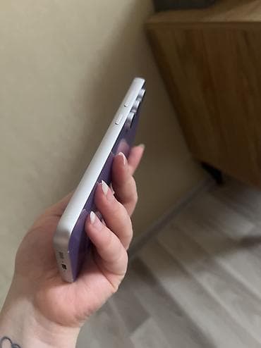 samaung s8: Samsung Galaxy S23 FE, rəng - Bənövşəyi — 3