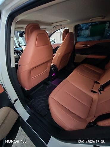 ford satisi: Dongfeng Aeolus A05 Sport sedan - Kuzov: ağ rəng, aerodinamik sedan — 5