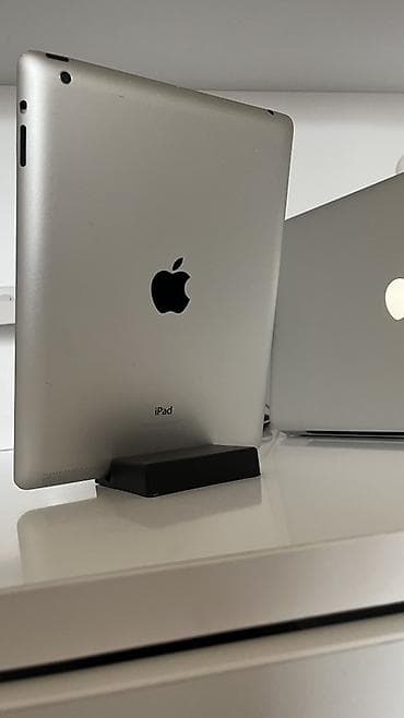 apple 6 ekran: İşlənmiş Apple iPad 3 (2012), 9,7", < 64 GB, Ünvandan götürmə — 2