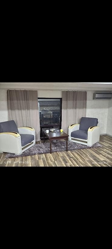 Mənzillər: Сдается квартира на долгосрочный период. 14 этаж, мансарда. Свежий — 3