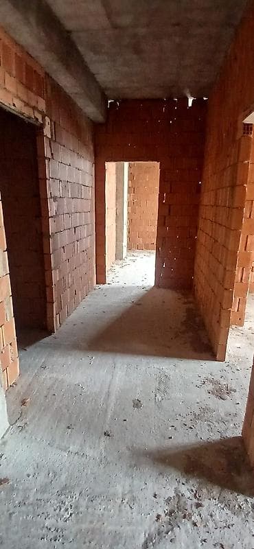 mingəçevir daşınmaz əmlak: Xırdalan şəhHeydər Əliyev pr Polisin yanı 14/9mər 2otaq3sərbəst — 6