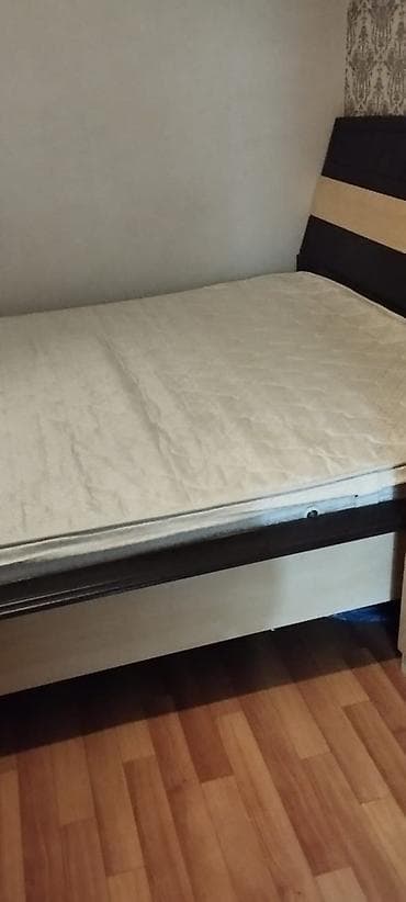 matras islenmis: İşlənmiş, İkinəfərlik çarpayı, Bazasız, Matras ilə, Siyirməsiz — 2