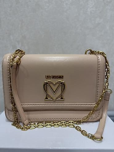 Çantalar: Love Moschino çiyin çantası chox az cemi 2 defe istifade etmisem — 2