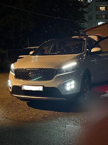 mapet 50 kub: Kia Sorento – ağ rəngli, tam ölçülü SUV. SATILMIR İRONNİDİR Xarici: - — 1