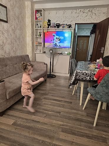 qoşa taxt: Uşaq otağı üçün mebel dəsti Tərkib: - Beşik: tək tərəfli açılan — 7