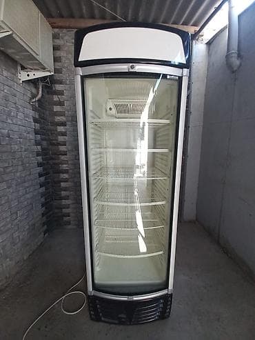 Vitrin soyuducu 570 manat.Unvan Xirdalan.SHŞüşə qapılı vitrin soyuducu