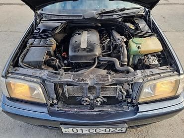 Su nəqliyyatı: Mercedes-Benz W202 C-sinfi sedan - Mühərrik: benzin, sırada 4 silindr — 2