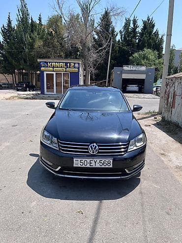 teker 215: Volkswagen Passat sedan – qara rəng, TSI mühərrik. Xarici: - Parlaq — 4