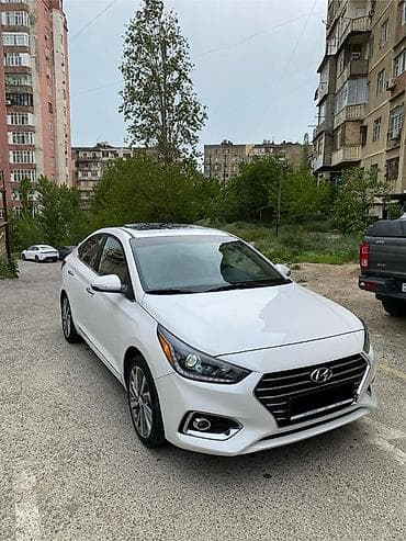 huday santafe: Hyundai Accent (ağ, sedan) - Kuzov: 4 qapılı sedan, ağ rəng, xrom — 4