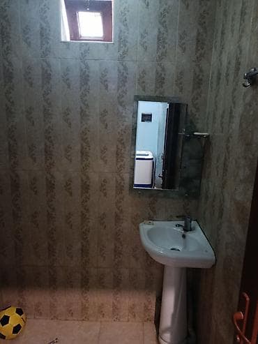 Həyətyanı sahəsi olan yaşayış evi həyəti və köməkçi tikililərlə - — 4