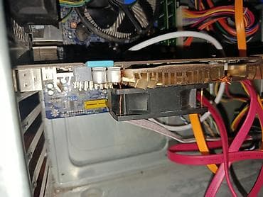 Avtoelektronika: Tam işlək kompüter. alverçi deyiləm. BOS BOS YAZMİYİN! Tərkib: - Ana — 3