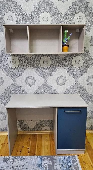 metbex kunc divani: Düz masa, Polkalı, Siyirməli, Sadə laminat — 1