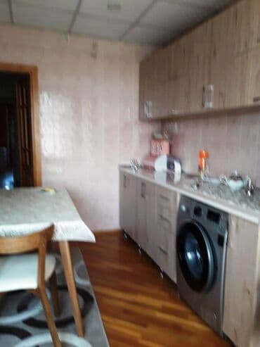 sibrizdə evlərin qiyməti: Bakı, 3 otaqlı, Köhnə tikili, 80 kv. m — 6