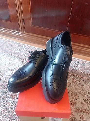 kişi ayaqqabı: Məhsul: Kişi klassik broq ayaqqabıları. Dəridir. Təzədir — 2