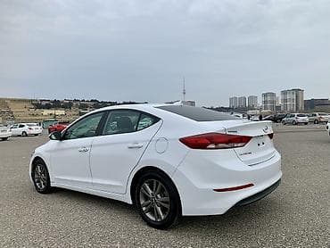 Motonəqliyyat: Hyundai Elantra: 2 l | 2017 il Sedan — 7