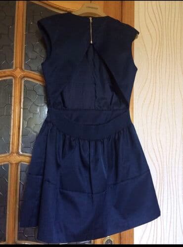 ikinci el don: FENDİ,42 ölcü,az geyinilib,material pambıq,marlyovka,düymeli,ön teref — 19