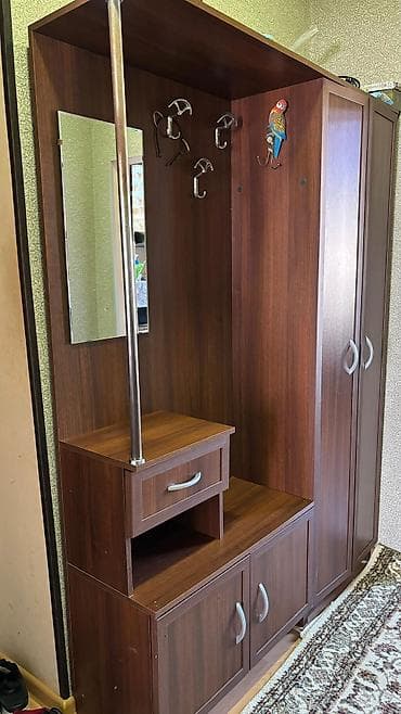 qoz aparati: İşlənmiş, 4 qapılı, Siyirməli, Qəhvəyi, Taxta, Açılan, Düz dolab — 1