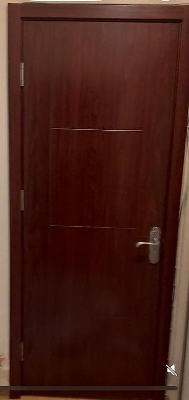 6ədəd qapı 1ədədi 35azn ünvan Hunduru 196 eni 83 Bayıl kod ⁶⁶³⁶