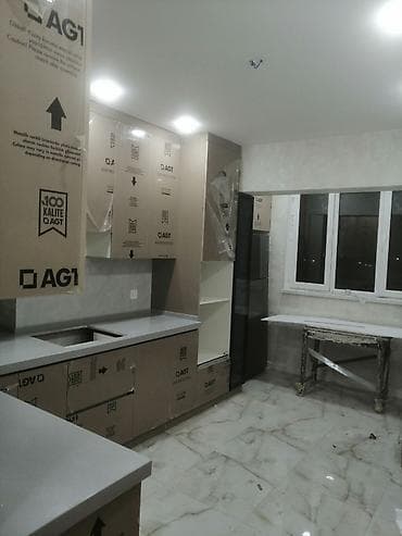 qab rəfi: Sifarişlə mətbəx dəsti, Özü çəkən petlələr, Parlaq laminat, Kredit yoxdur — 2