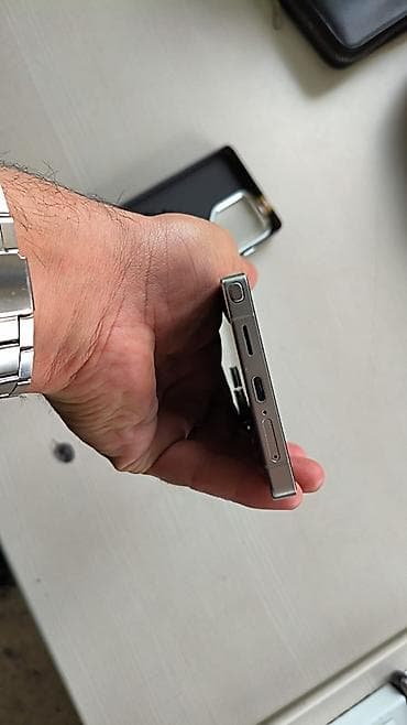 ssd 2 tb: Samsung Galaxy S25 Ultra, 512 GB, İki sim kartlı — 2