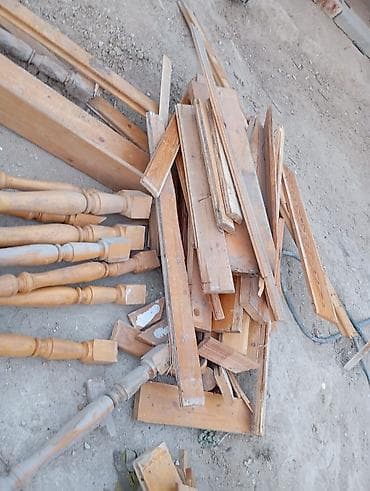 bayraq dirəyi: Taxtadan hazırlanmış mebel hissələri və dekorativ ayaqlar dəsti — 3